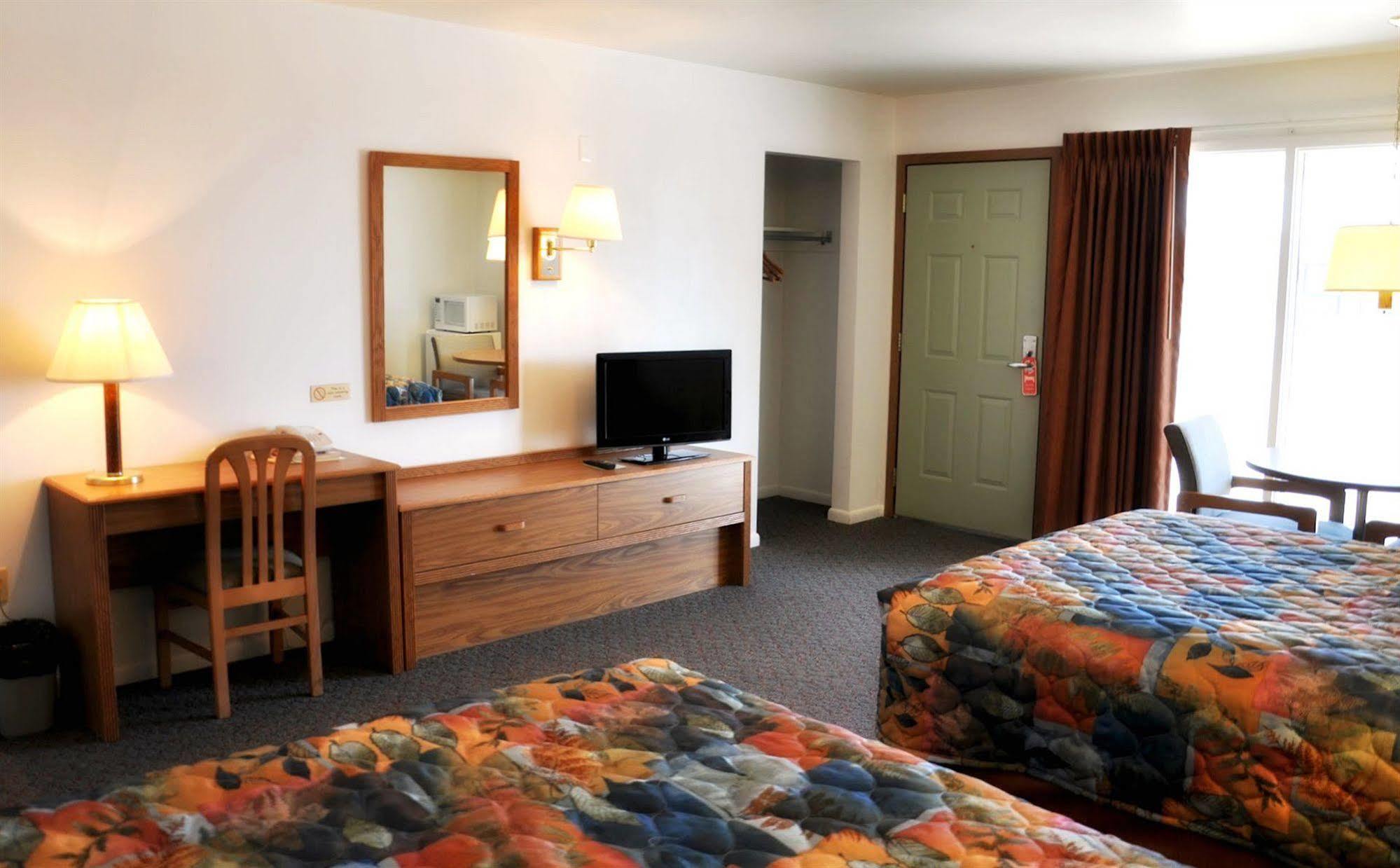 ולנטיין Trade Winds Motel מראה חיצוני תמונה